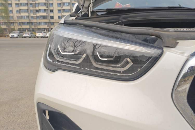 Used BMW X1 2021 Restyled sDrive25Li Leading Edition Right Front Headlight