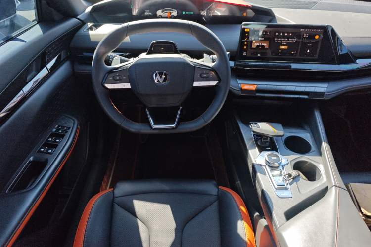 Used CHANGAN UNI-V 2023 1.5T Prestige Model Steering Wheel