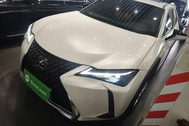 Used Lexus UX 2022 260h Explore-Edition