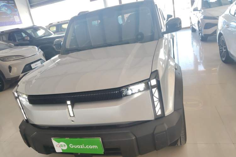 Used iCAR 03 2024 501km Four-wheel Drive Long-Range Advanced Version