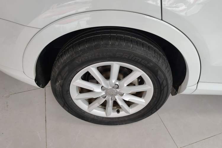 Used Audi Q3 2015 30 TFSI Ambition Edition Exterior 4