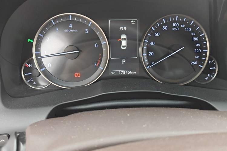 Used Lexus ES 2015 200 Elite Edition Odometer Close Up