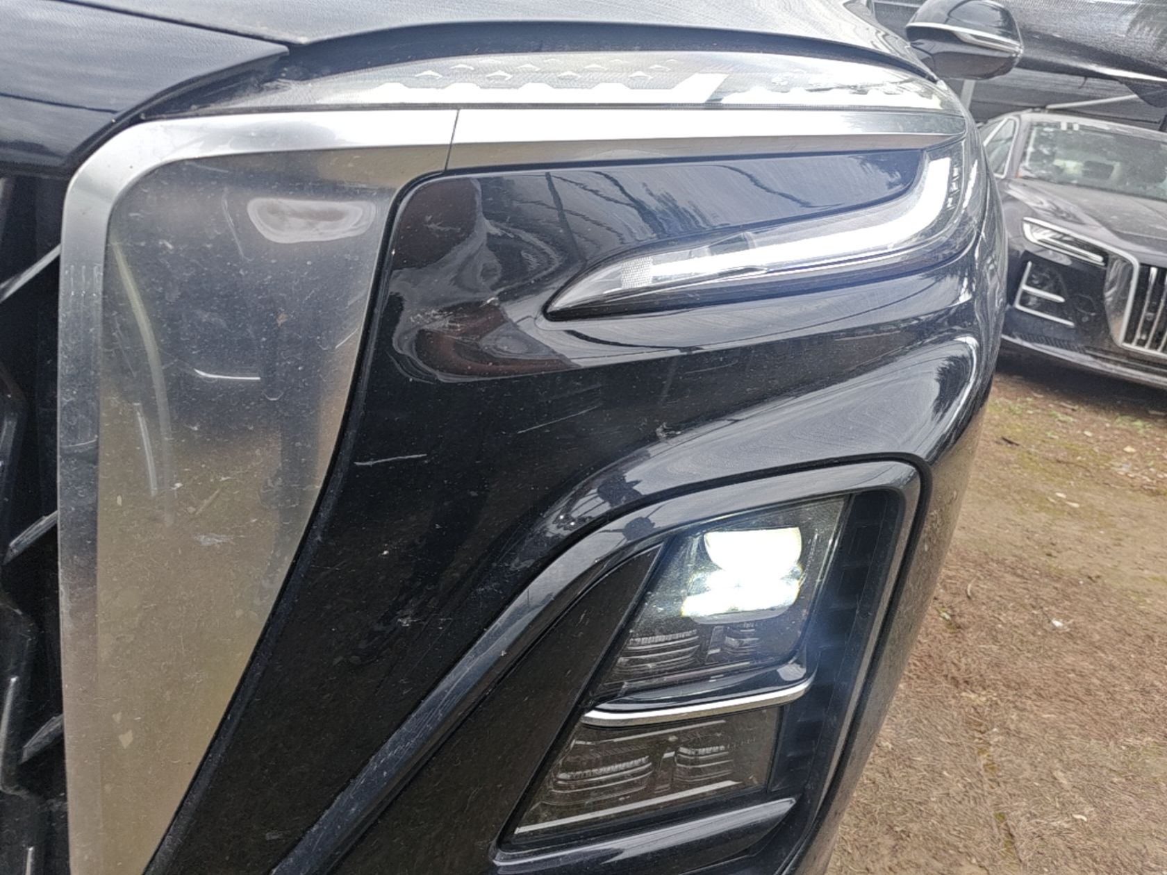 Hongqi HS3 PHEV 2025 Model 117km Jingwei Edition — снимка 8