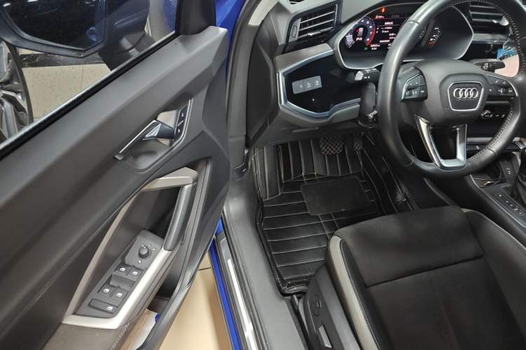 Used Audi Q3 2019 35 TFSI Advanced Dynamic Edition