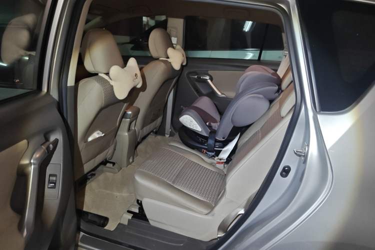 Used Toyota Verso 2014 Starlight 180E CVT Elite Edition Left Rear Seat