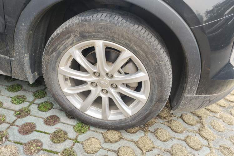 Used Cadillac XT4 2020 28T Two-Wheel Drive Tech Version