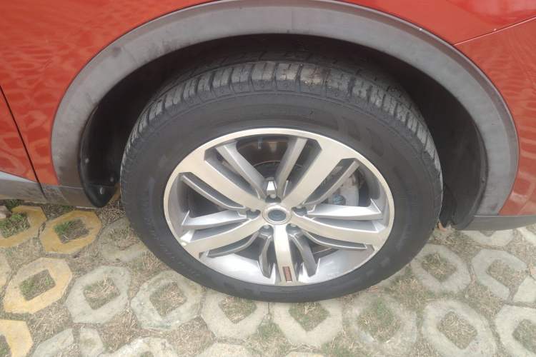 Used Haval H6 2017 Red Label 2.0T Automatic Two-Wheel Drive ZhiShang Model