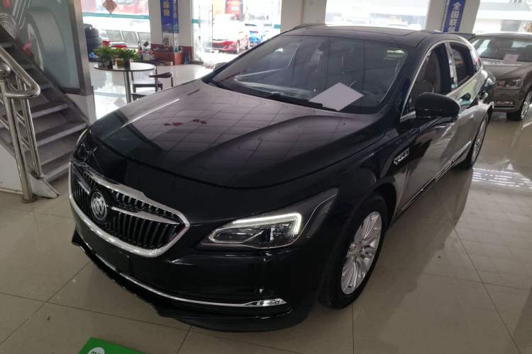 Used Buick LaCrosse 2018 30H Elite Edition