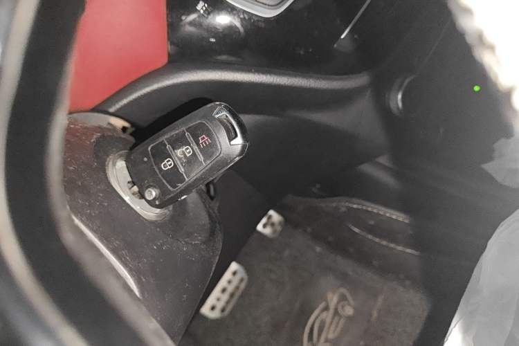 Used Haval H1 2016 Revised Version Blue Badge 1.5L AMT Luxury Edition Vehicle Key