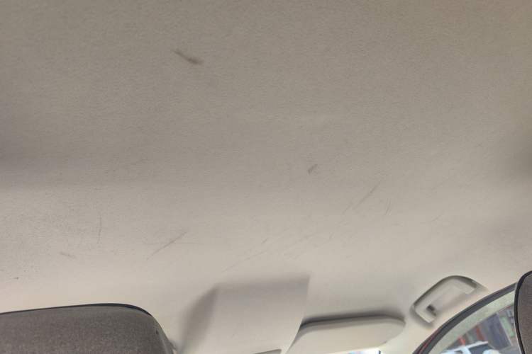 Used Ford EcoSport 2013 1.5L Automatic Fashion Model Headliner