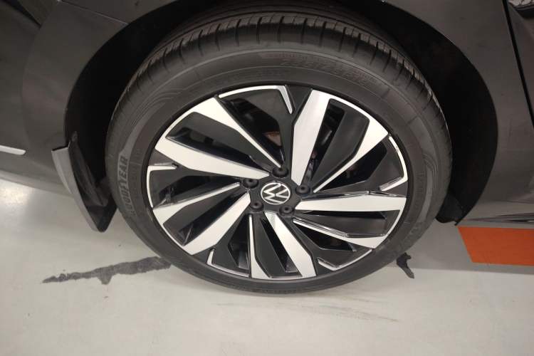 Used Volkswagen Passat 2023 330TSI Elite Edition
