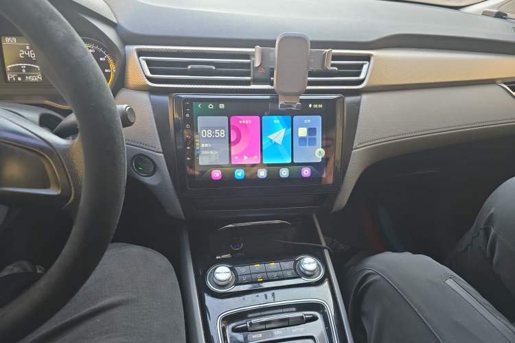 Used Roewe Ei5 2018 Internet Luxury Edition