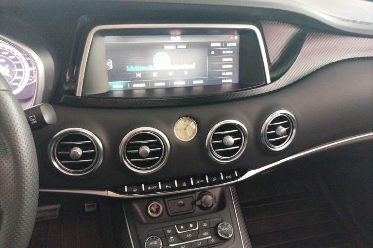 Used JAC Group Refine S7 2017 1.5T Automatic Luxury Model
