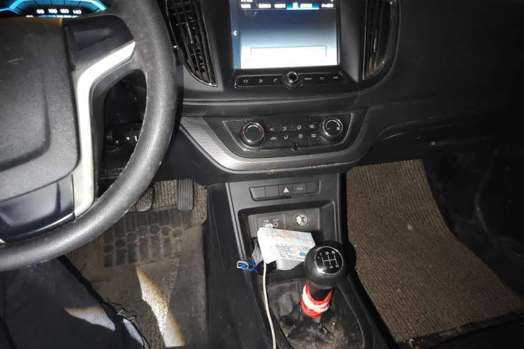 Used Roewe 360 2015 1.5L Manual Luxury Edition