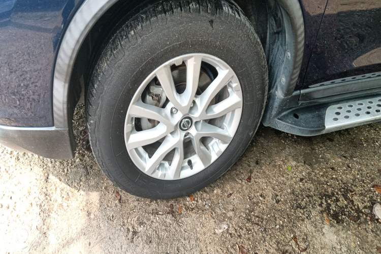 Used Nissan X-Trail 2017 2.0L CVT Comfort Edition 2WD Exterior 1