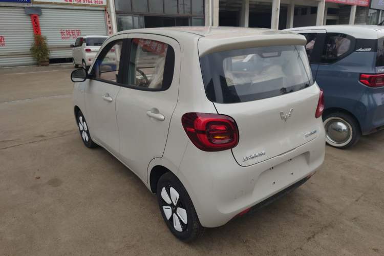 Used Wuling Hongguang MINIEV 2025 Four-Door Version Advanced Edition

