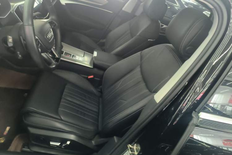 Used Audi A6L 2023 40 TFSI Luxury Prestige Edition
