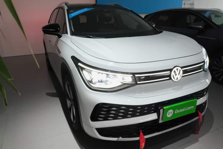 Used Volkswagen ID.6 X 2023 Pure Edition
