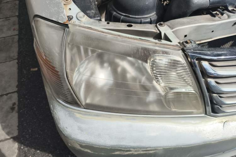 Used Jinbei Grace 2010 2.0L Ruixiang Luxury Version (Short Wheelbase) 1TR