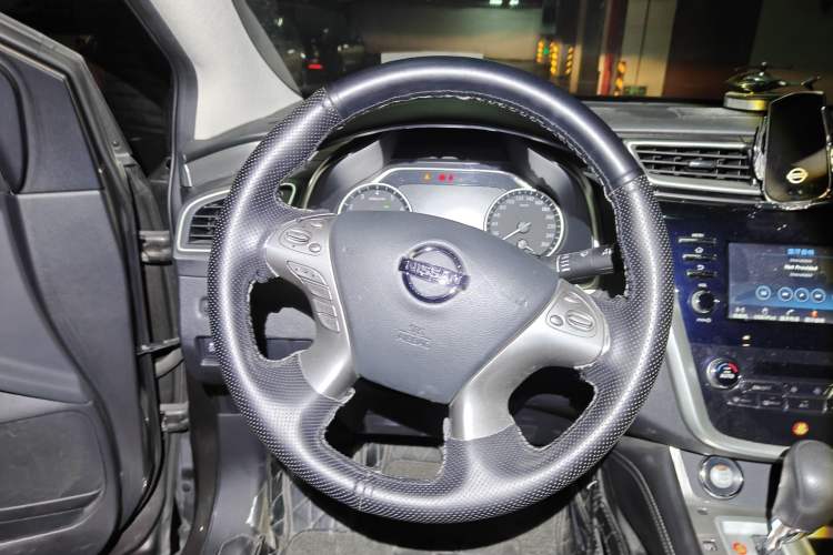 Used Nissan Murano 2021 2.5L XE Two-Wheel Drive Elite Edition