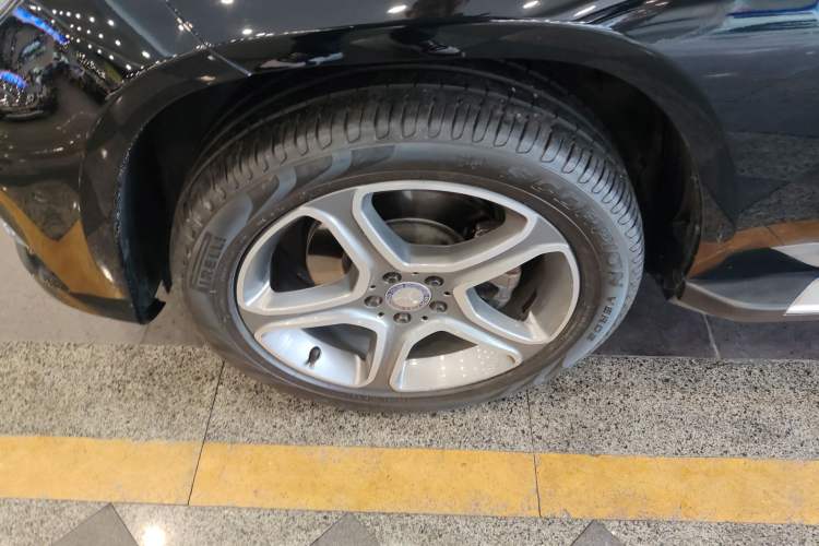 Used Mercedes-Benz GLK-Class 2015 GLK 300 4MATIC Fashion Edition Ultimate Version
