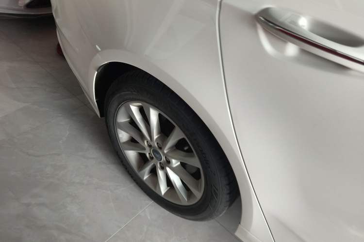 Used Ford Mondeo 2017 EcoBoost 180 Stylish Model
