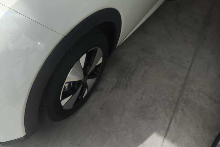 Used BYD Dolphin 2023 420 km Fashion Edition
