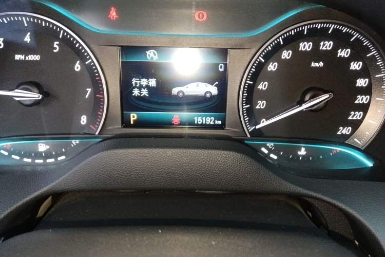 Used Buick GT 2017 15N Automatic Elite Version Odometer Close Up