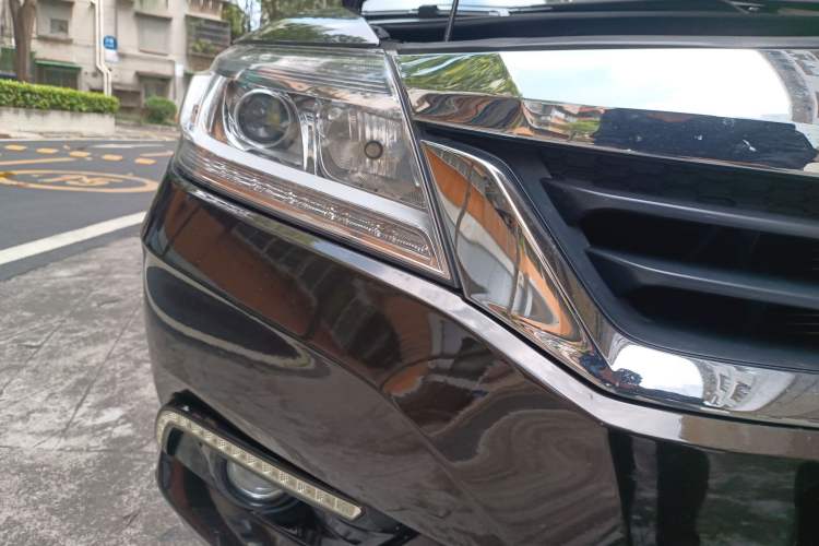 Used Honda Crider 2013 1.8L automatic luxury edition