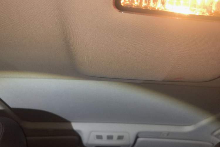 Used BMW 5 Series 2014 525Li Leading Model