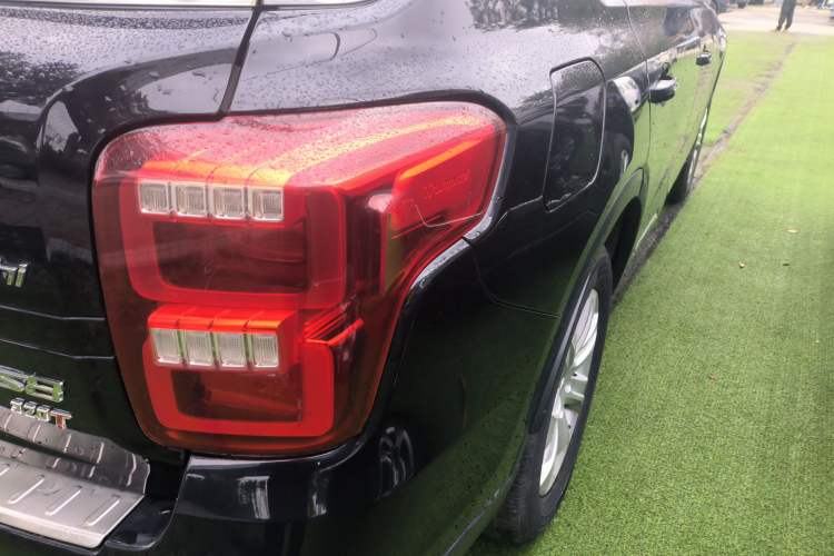 Used GAC Trumpchi GS8 2017 320T Two-Wheel Drive Luxury Edition (7 Seats)