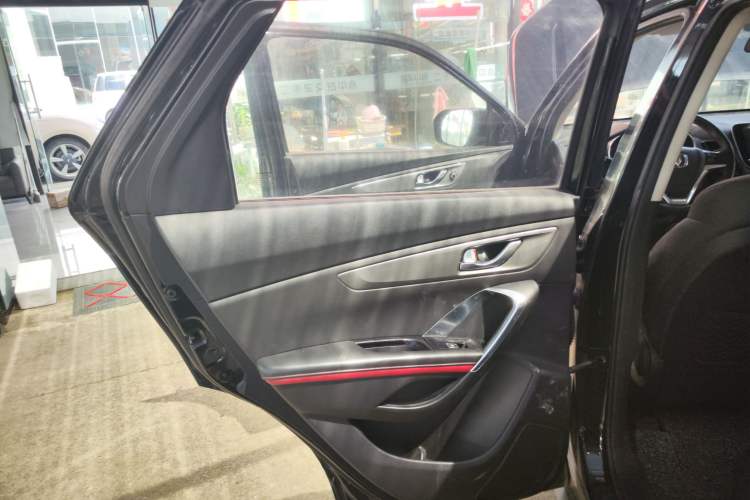 Used CHANGAN CS55 2017 1.5T Automatic Colorful Edition
