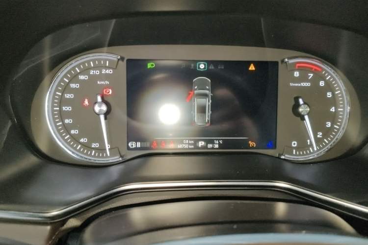 Used Roewe RX8 2019 30T Smart Connectivity Two-Wheel Drive Supreme Flagship Edition