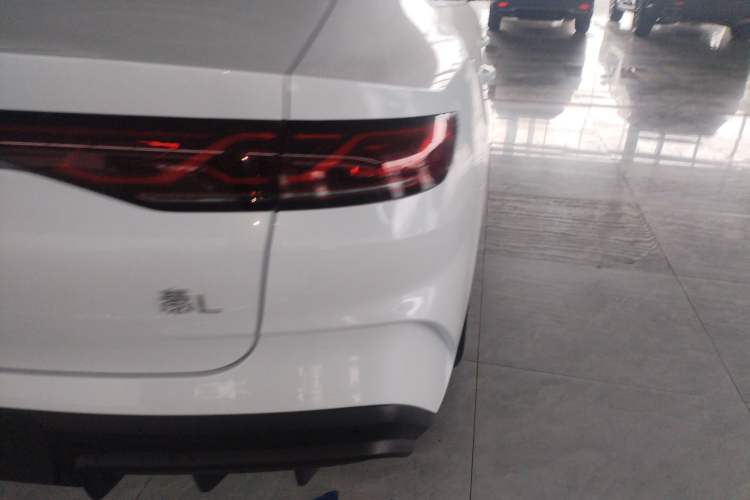 Used BYD Qin L 2024 DM-i 80KM Leading Model