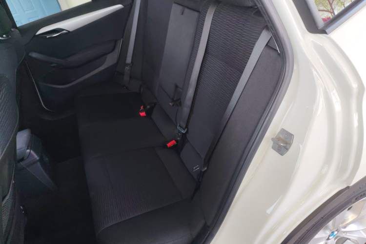 Used BMW X1 2014 sDrive18i Fashion Model
