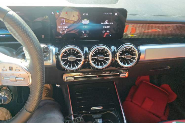 Used Mercedes-Benz GLB AMG 2023 AMG GLB 35 4MATIC
