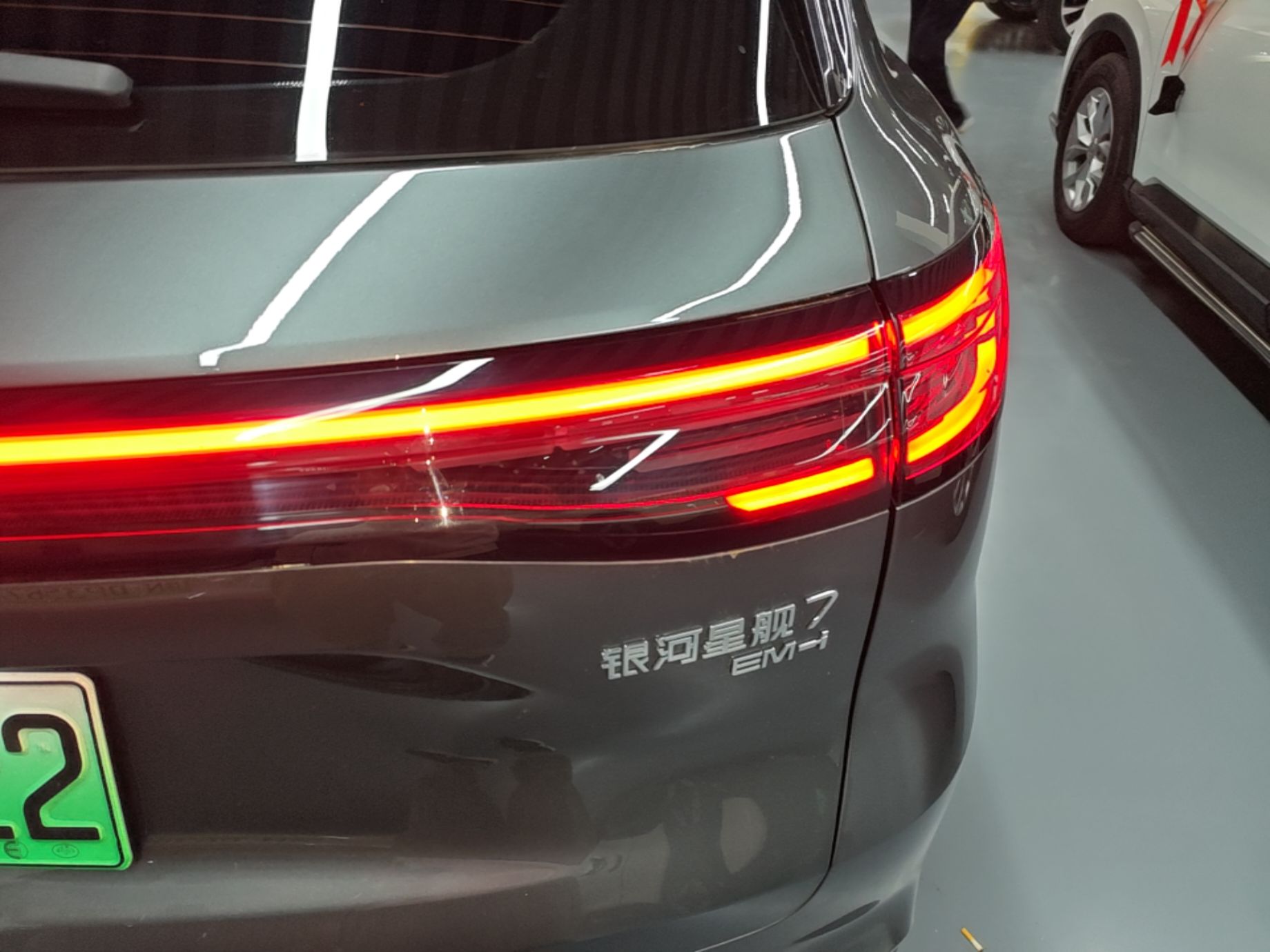 Geely Galaxy Xingjian 7 EM-i 2025 55 km Launch Edition — снимка 9