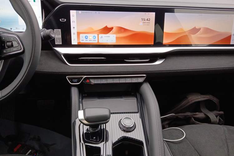 Used Geely Auto Monjaro L 2024 2.0TD High-Power Automatic Two-Wheel Drive Skyline Edition
