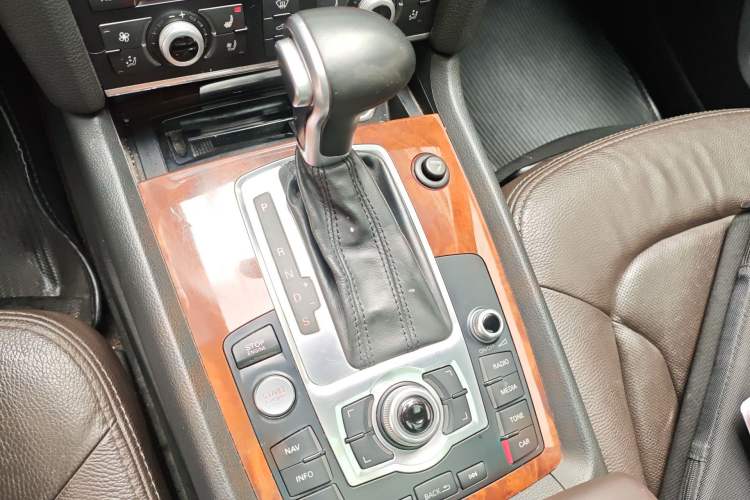 Used Audi Q7 2014 35 TDI Sport Edition
