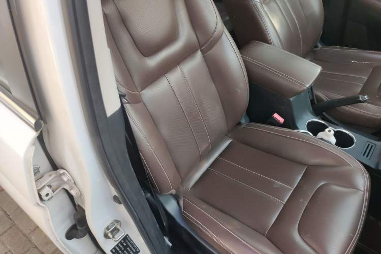 Used Bisu T5 2017 1.5T Manual Luxury Model