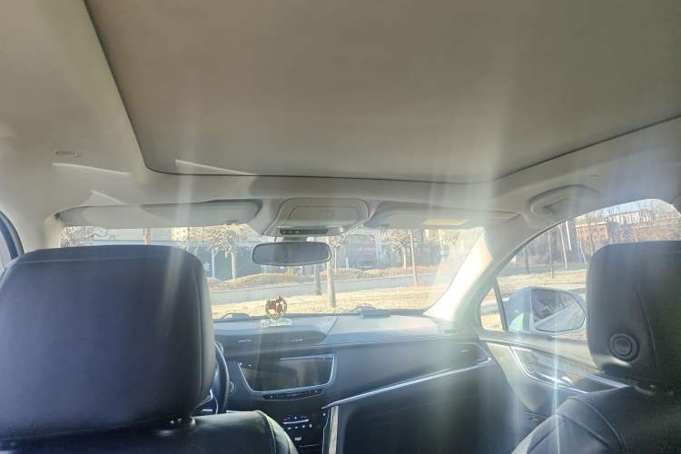 Used Cadillac XT5 2018 25T Luxury Model
