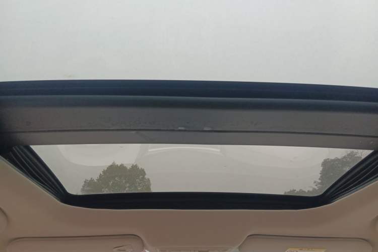 Used Nissan Murano 2015 2.5 S/C HEV XL Two-Wheel Drive Hybrid Luxury Edition Headliner