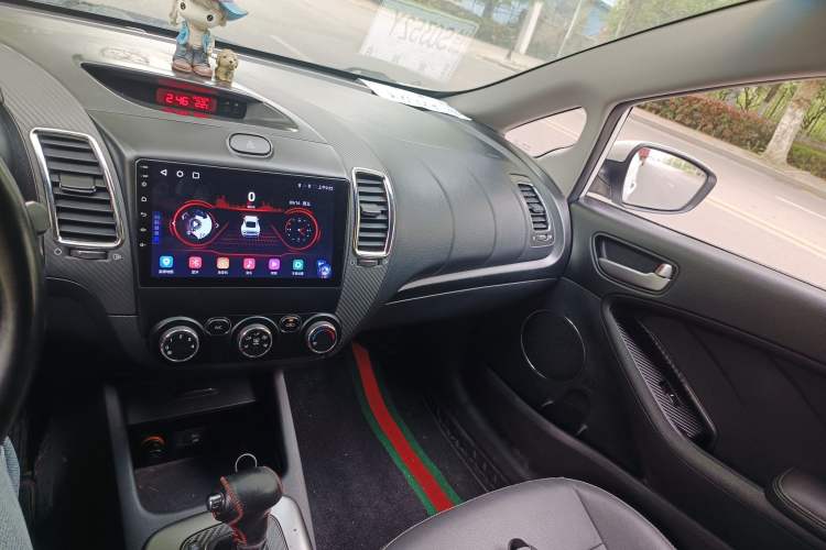 Used Kia K3S 2014 1.6L Automatic GLS Audio And AC Panel