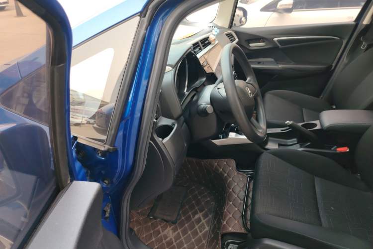 Used Honda Fit 2018 1.5L CVT Comfort Sunroof Version