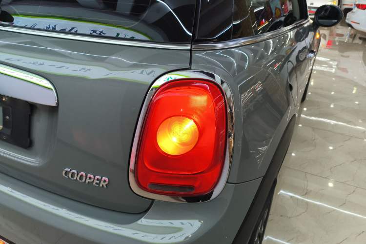 Used MINI 2016 1.5T COOPER Right Rear Taillight