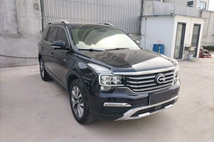 Used GAC Trumpchi GS8 2017 320T Four-Wheel Drive Luxury Smart Connectivity Version (7 Seats) Front Right 45 Deg