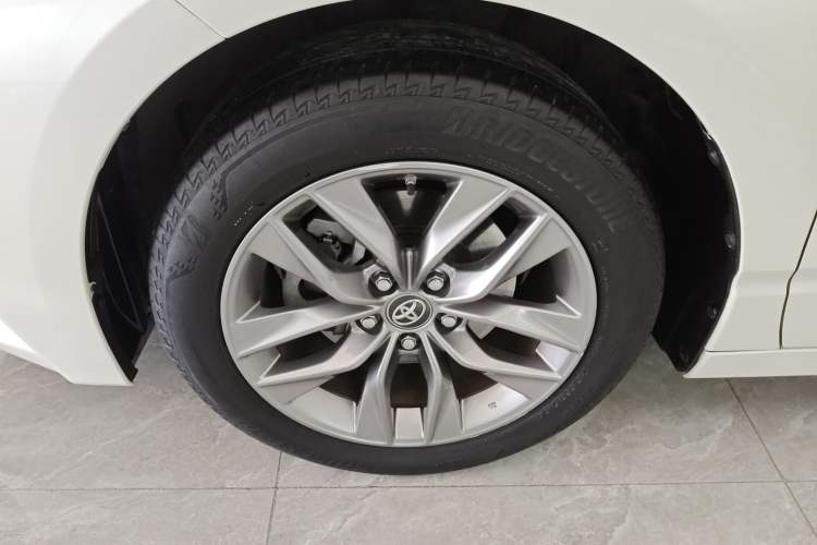 Used Toyota Avalon 2019 2.0L Luxury Edition China VI Standard
