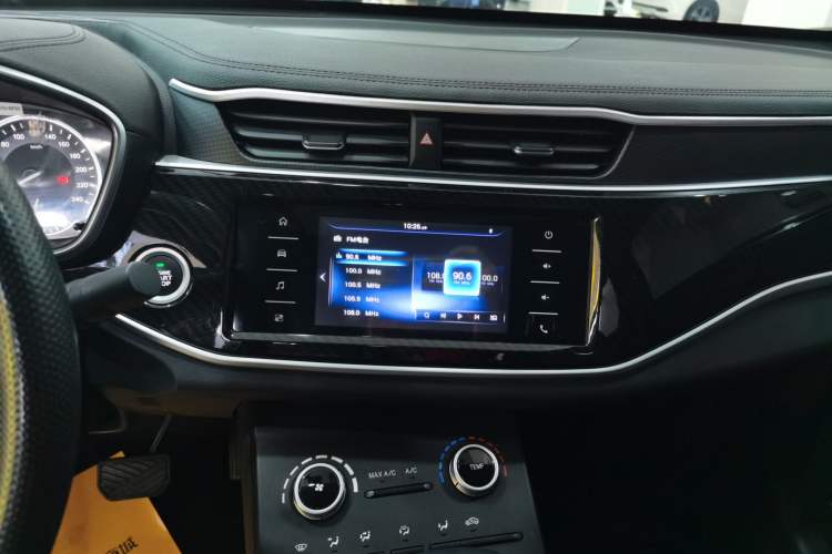 Used Dongfeng Fengon ix5 2022 1.5T CVT Urban Luxury Edition
