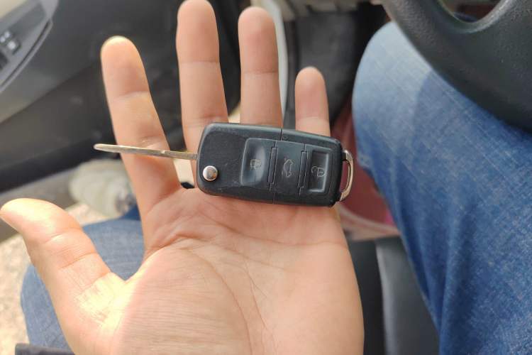 Used Zotye Z300 2014 1.5L Value Edition Manual Elite Model
