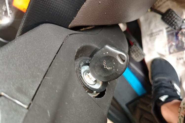 Used Wuling Rongguang Small Truck 2020 1.5L Base Version China VI Standard Single-Row L3C Interior 1